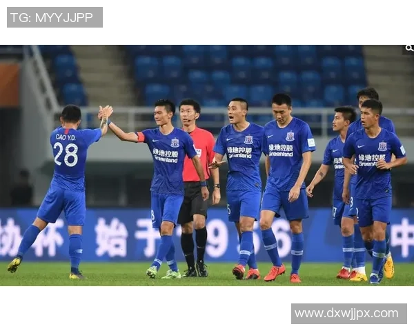 上海绿地申花迎战天津泰达亿利全力争胜展现球队实力与激情