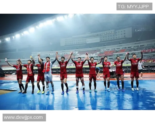 天津泰达对阵上海上港精彩直播回放及赛后分析尽在这里