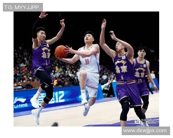 2021年3月6日CBA精彩对决山东队与广厦队的巅峰对抗回顾