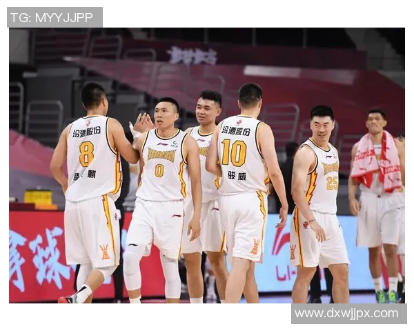 CBA首轮精彩回放山东队对阵山西队全场战况解析