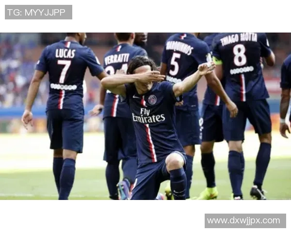 巴斯蒂亚与里昂比赛中发生了什么引发了球迷的热议与关注